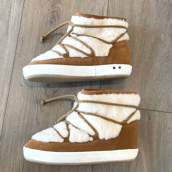 BEEK  Suede Shearling Boots Size 9 NWOT - Picture 2 of 8